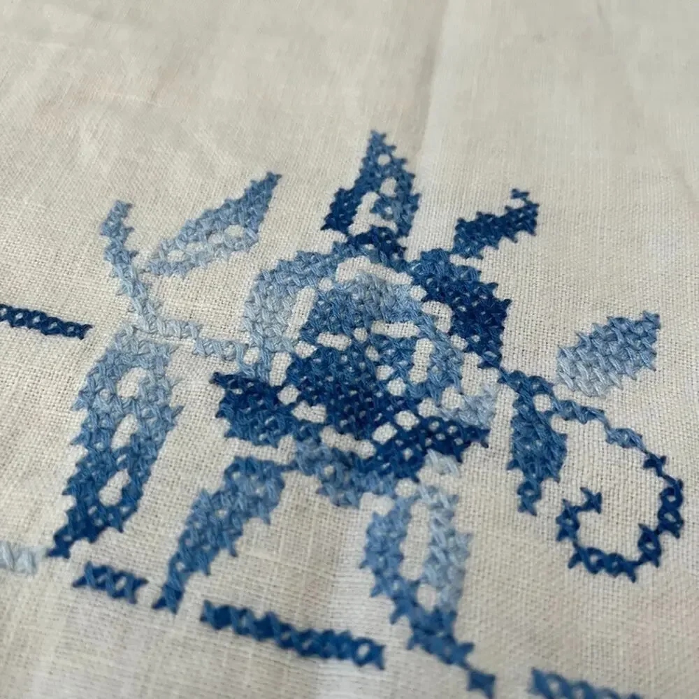 Vintage White Oval Linen Tablecloth 63